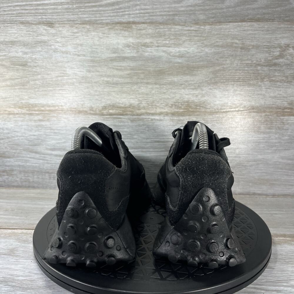New Balance Men’s 327 Triple Black Athletic Sneakers Size 8 - Picture 5 of 10